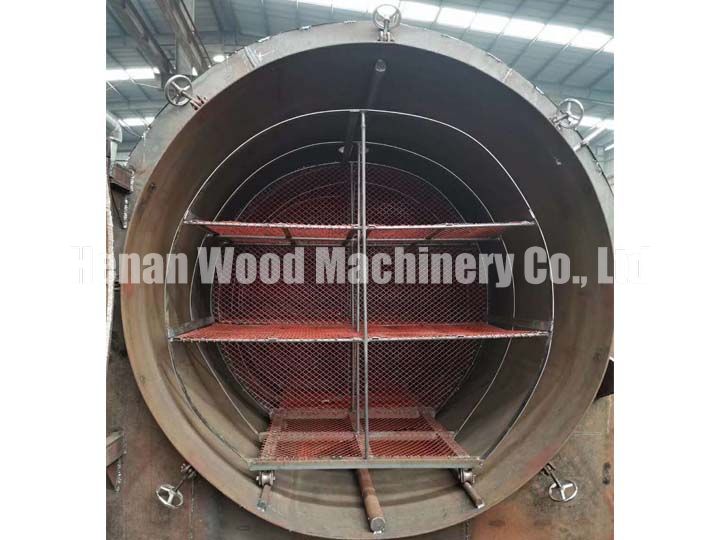 The carbonization furnace is equipped with rails and carts